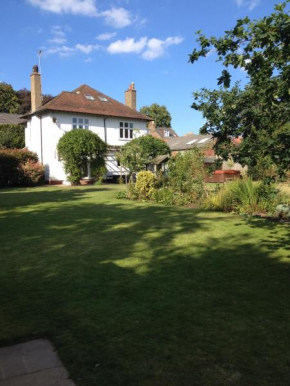 Ellesmere Cottage